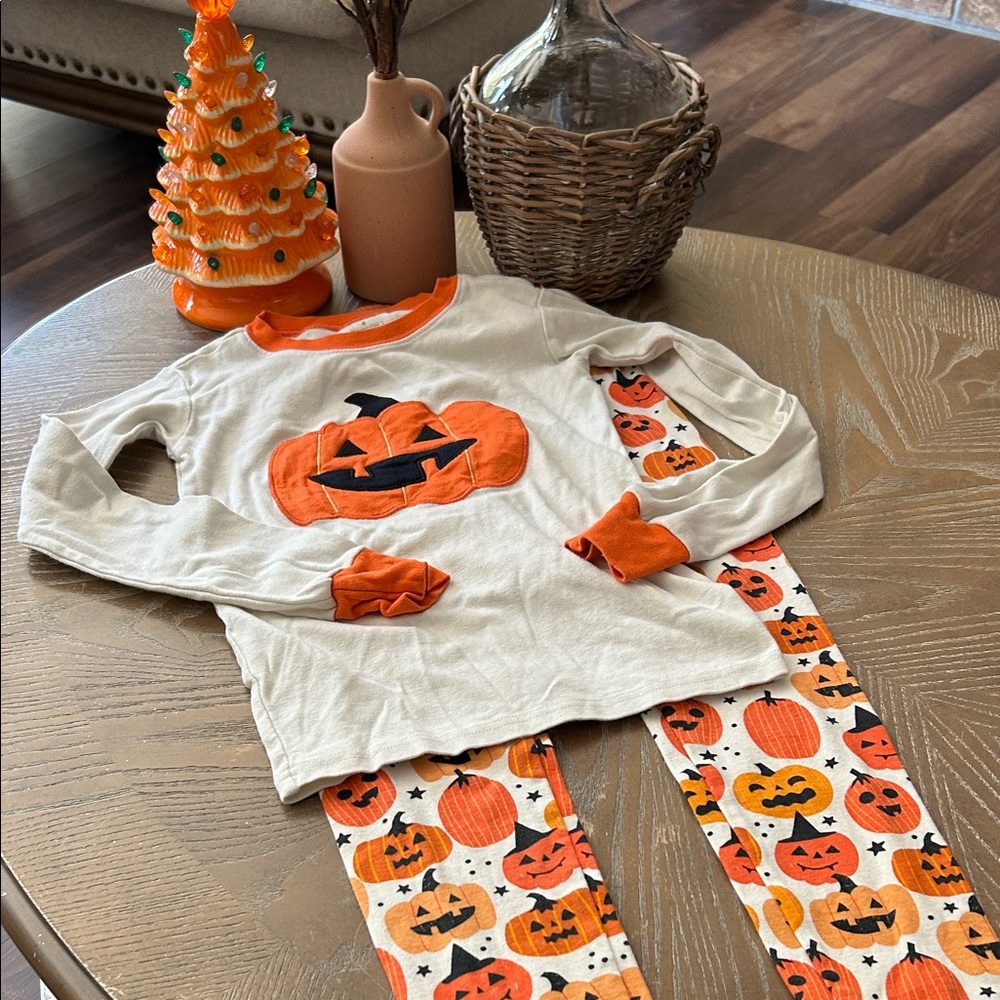 Gymboree Kids Pumpkin Jack-o’-lantern Halloween Pajama Set
